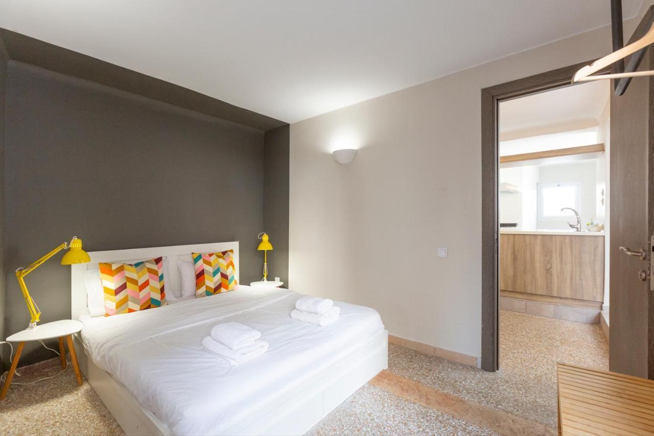 Psirri Place Economy Apartments Centrally Located Aten Exteriör bild